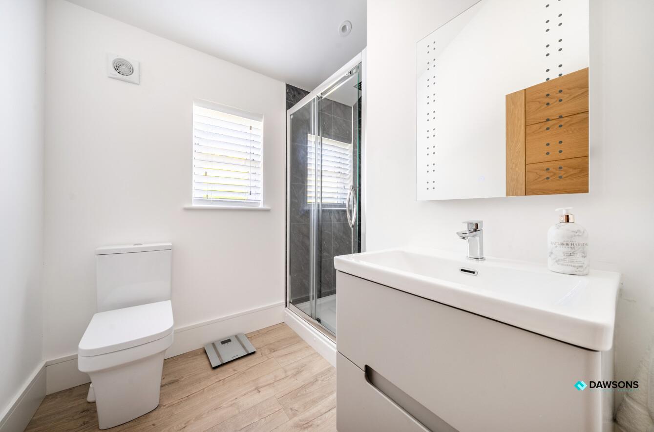 Rotherslade Road, Langland, Swansea, SA3 4QN